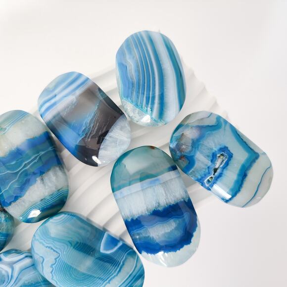 Blue Agate Palm Stone Dyed - Picture 5 of 9